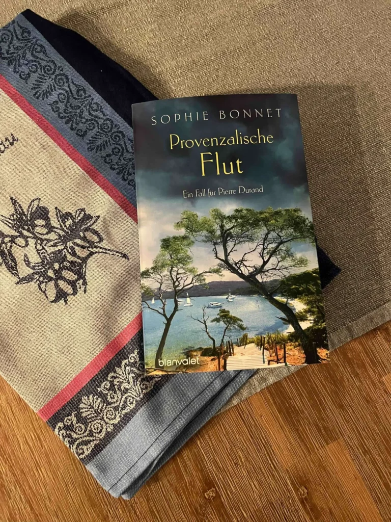 Bild zu der Rezension Bonnet, Sophie: Provenzalische Flut