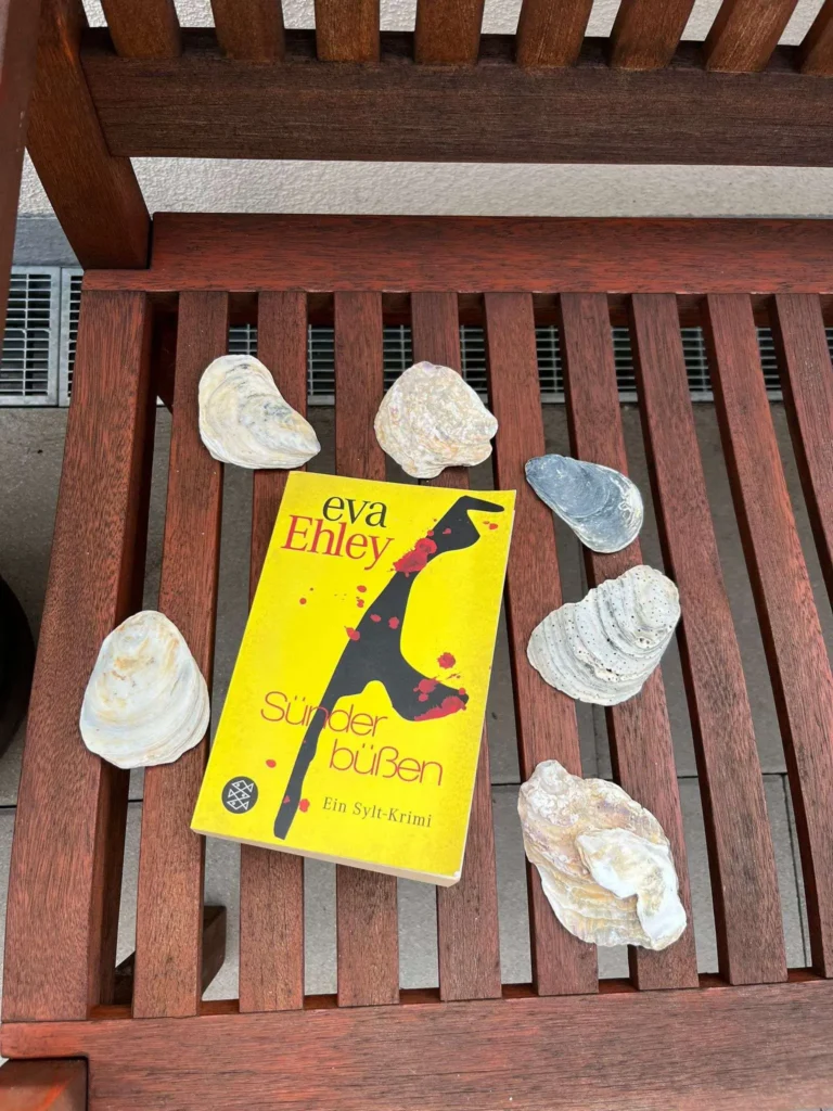 Bild zu der Rezension von Ehley, Eva: Sünder büßen