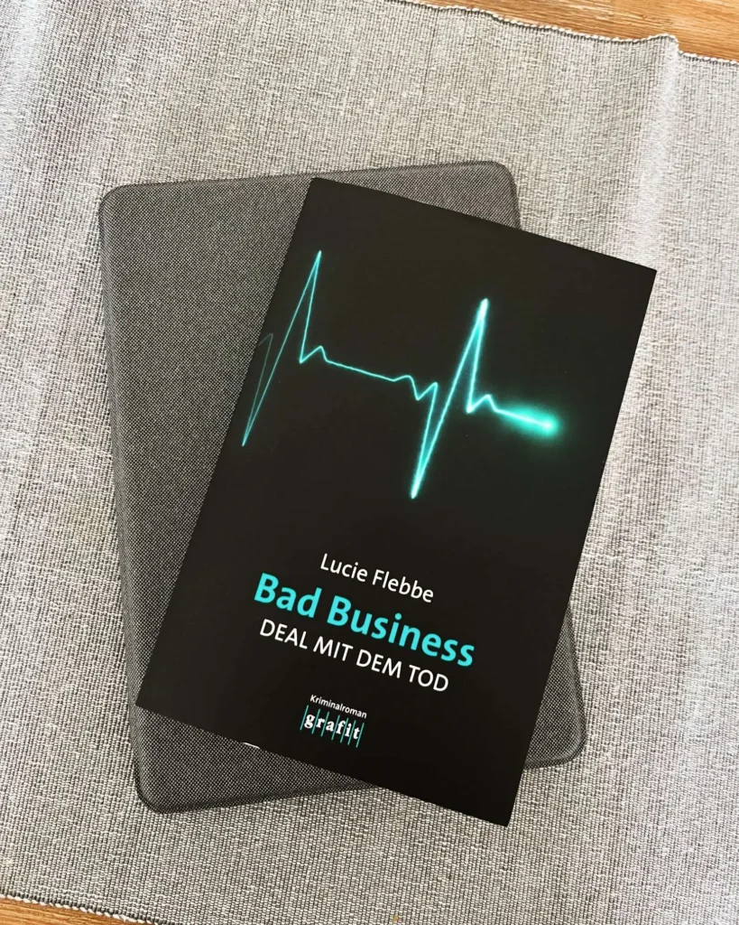 Bild zu der Rezension von Flebbe, Lucie: Bad Business