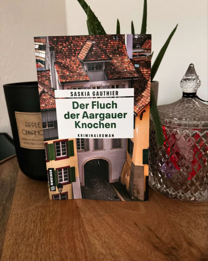 Bild zu der Rezension von Gauthier, Saskia: Der Fluch der Aargauer Knochen