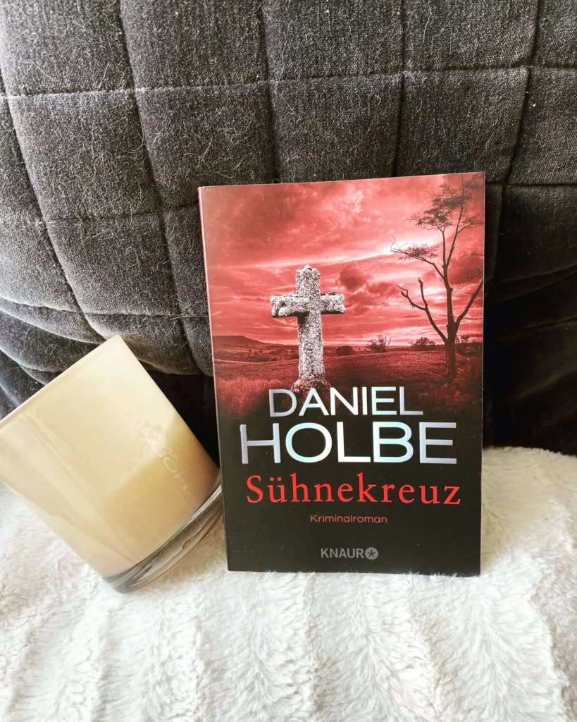 Bild zu der Rezension von Holbe, Daniel: Sühnekreuz