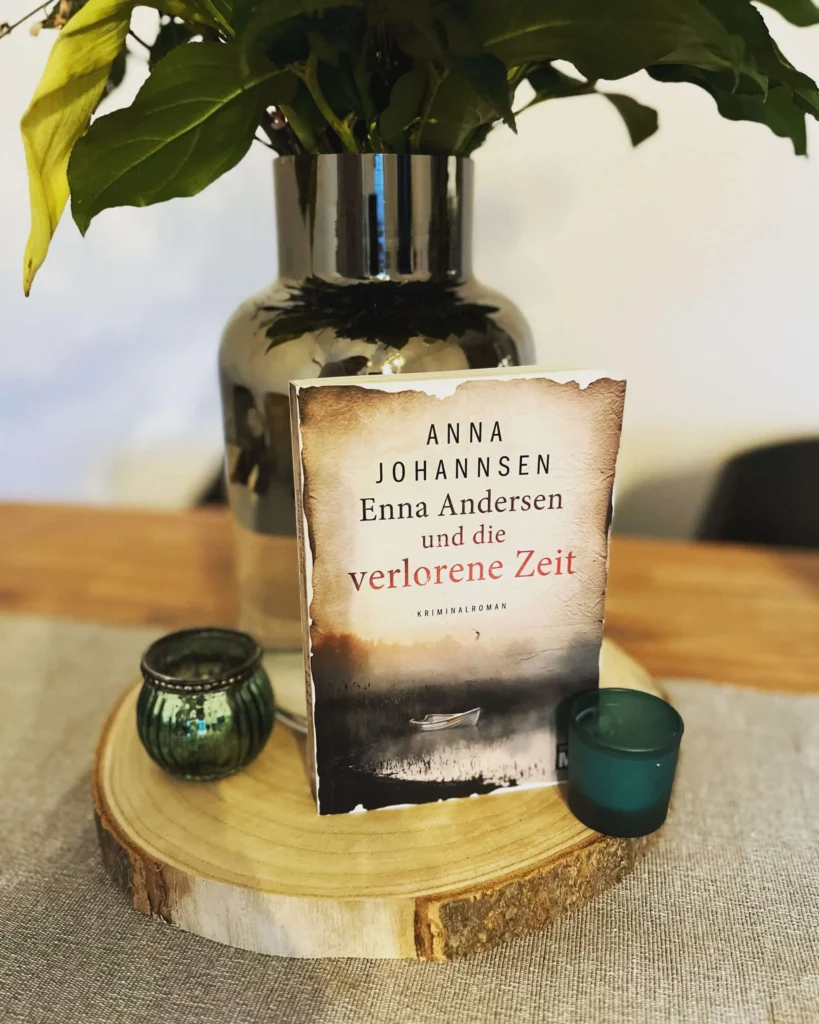 Bild zu der Rezension von Johannsen, Anna: Enna Andersen und die verlorene Zeit