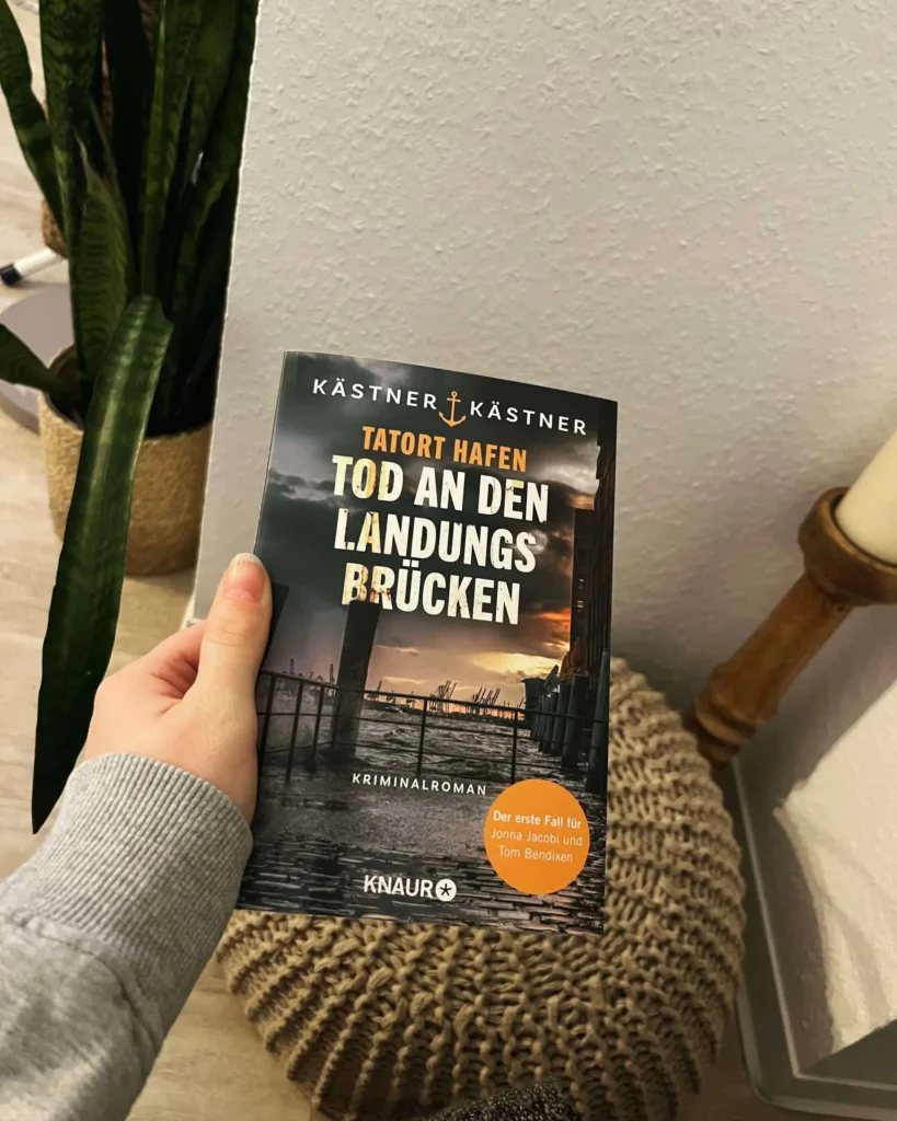 Bild zu der Rezension von Kästner & Kästner: Tatort Hafen - Tod an den Landungsbrücken