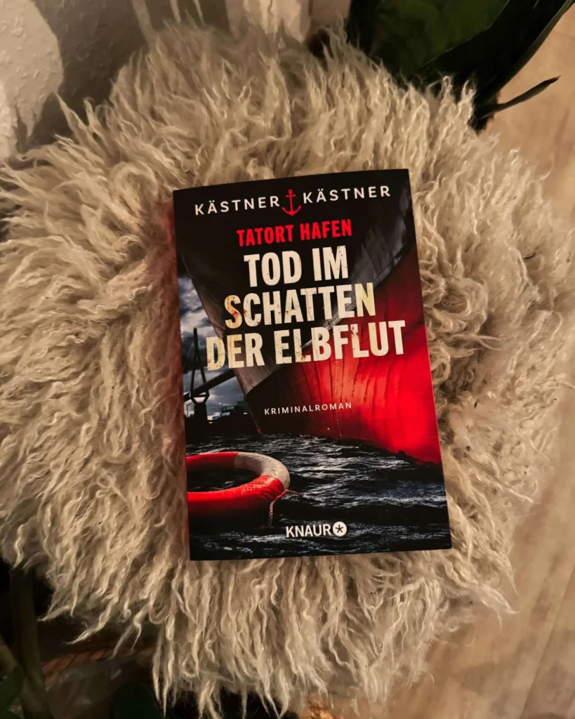 Bild zu der Rezension von Kästner & Kästner: Tatort Hafen - Tod im Schatten der Elbflut