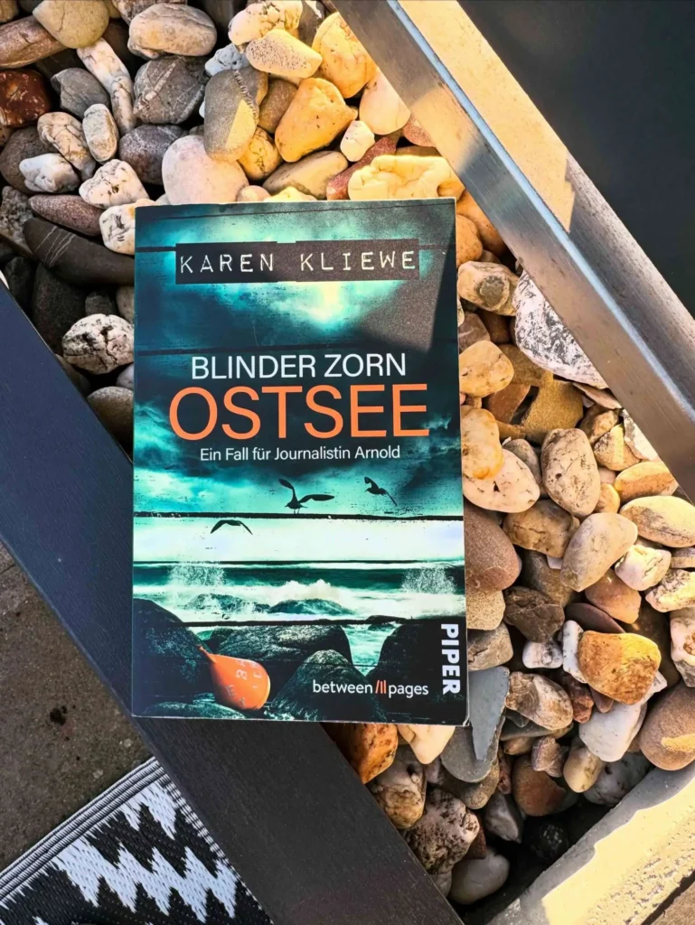 Bild zu der Rezension von Kliewe, Karen: Blinder Zorn Ostsee