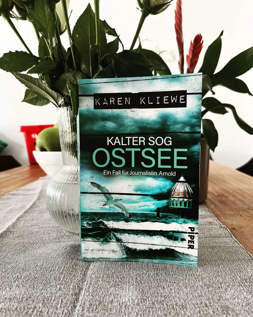 Bild zu der Rezension von Kliewe, Karen: Kalter Sog - Ostsee