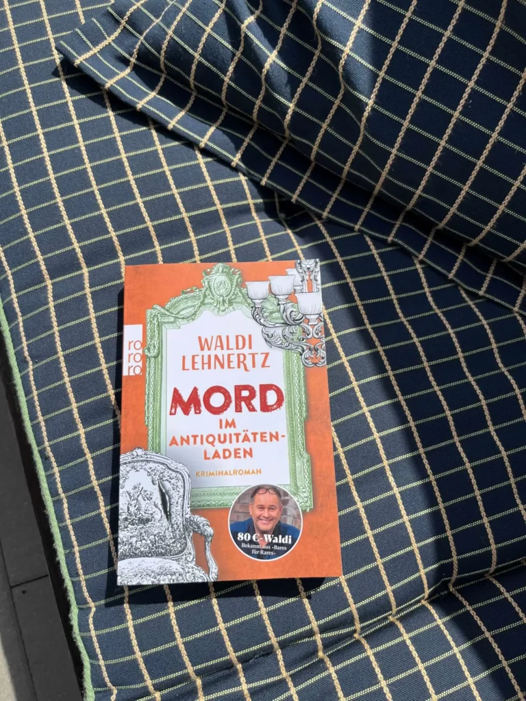Bild zu der Rezension von Lehnertz, Waldi: Mord im Antiquitätenladen