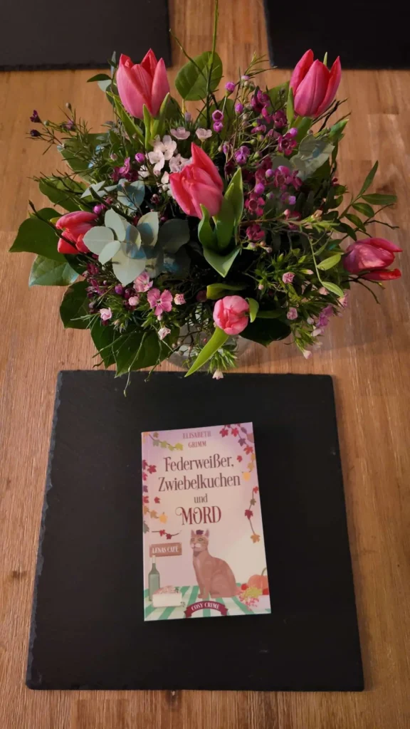 Bild zu der Rezension von Grimm, Elisabeth: Federweißer, Zwiebelkuchen und Mord