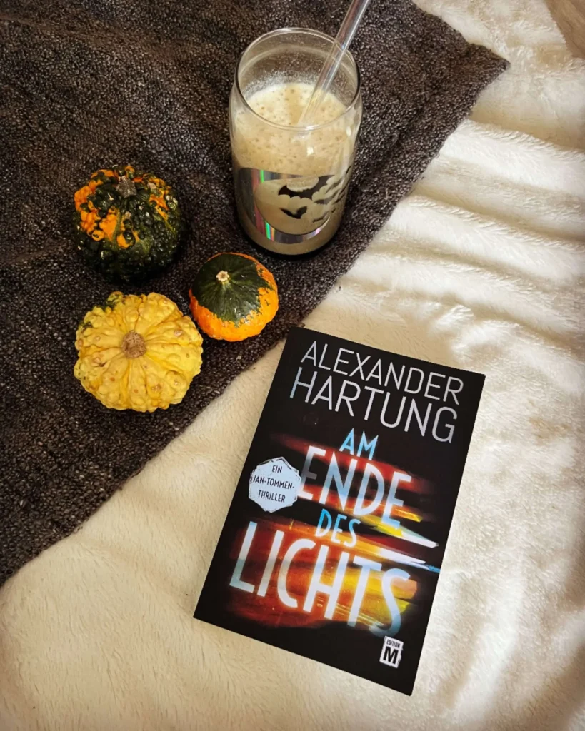 Bild zu der Rezension von Hartung, Alexander: Am Ende des Lichts