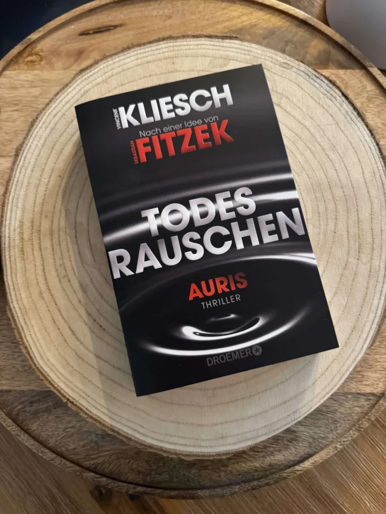 Bild zu der Rezension von Kliesch, Vincent: Auris - Todesrauschen