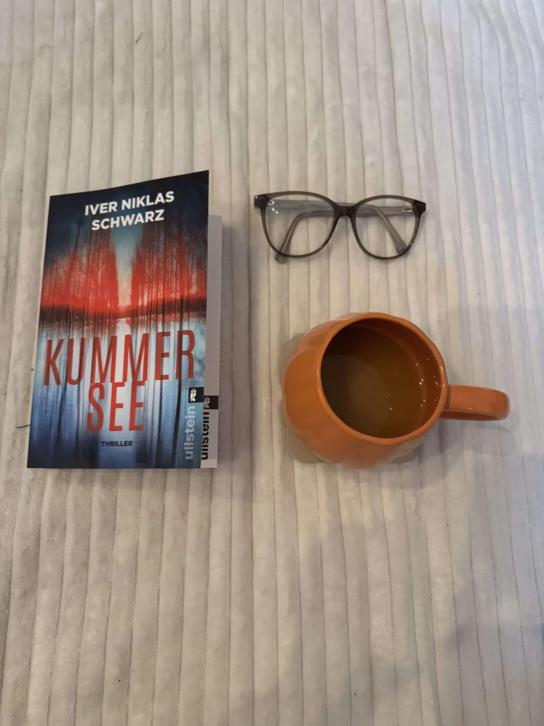 Bild zu der Rezension von Schwarz, Iver Niklas: Kummersee